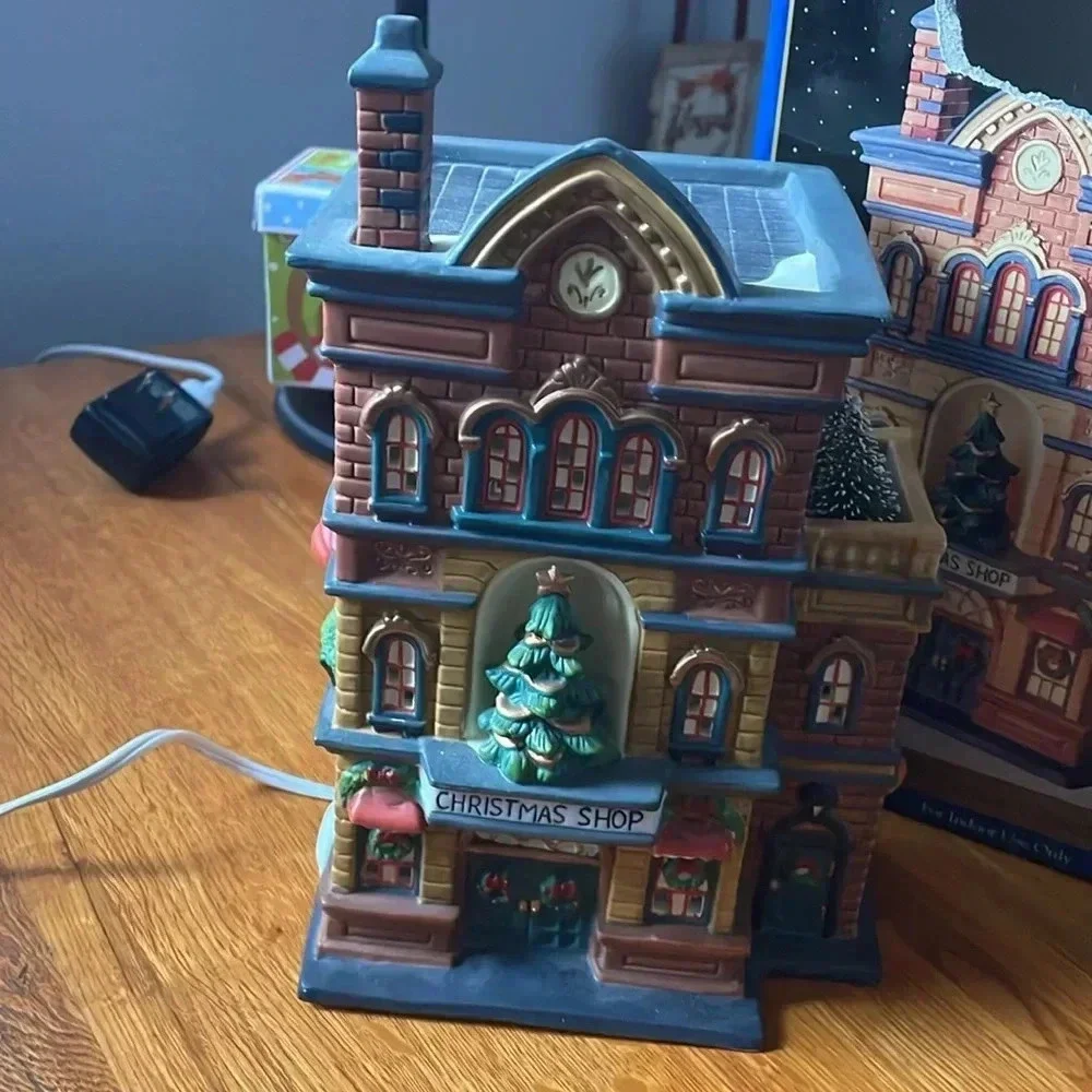 Vintage 1999 Santa’s work shop pine cone village collection